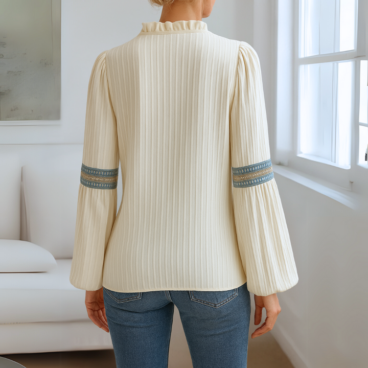 Petra - Lace blouse with V-neck
