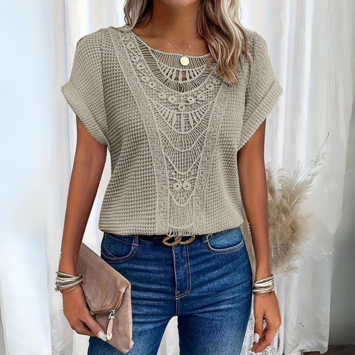 Sophie | Chic And Elegant Lace Top
